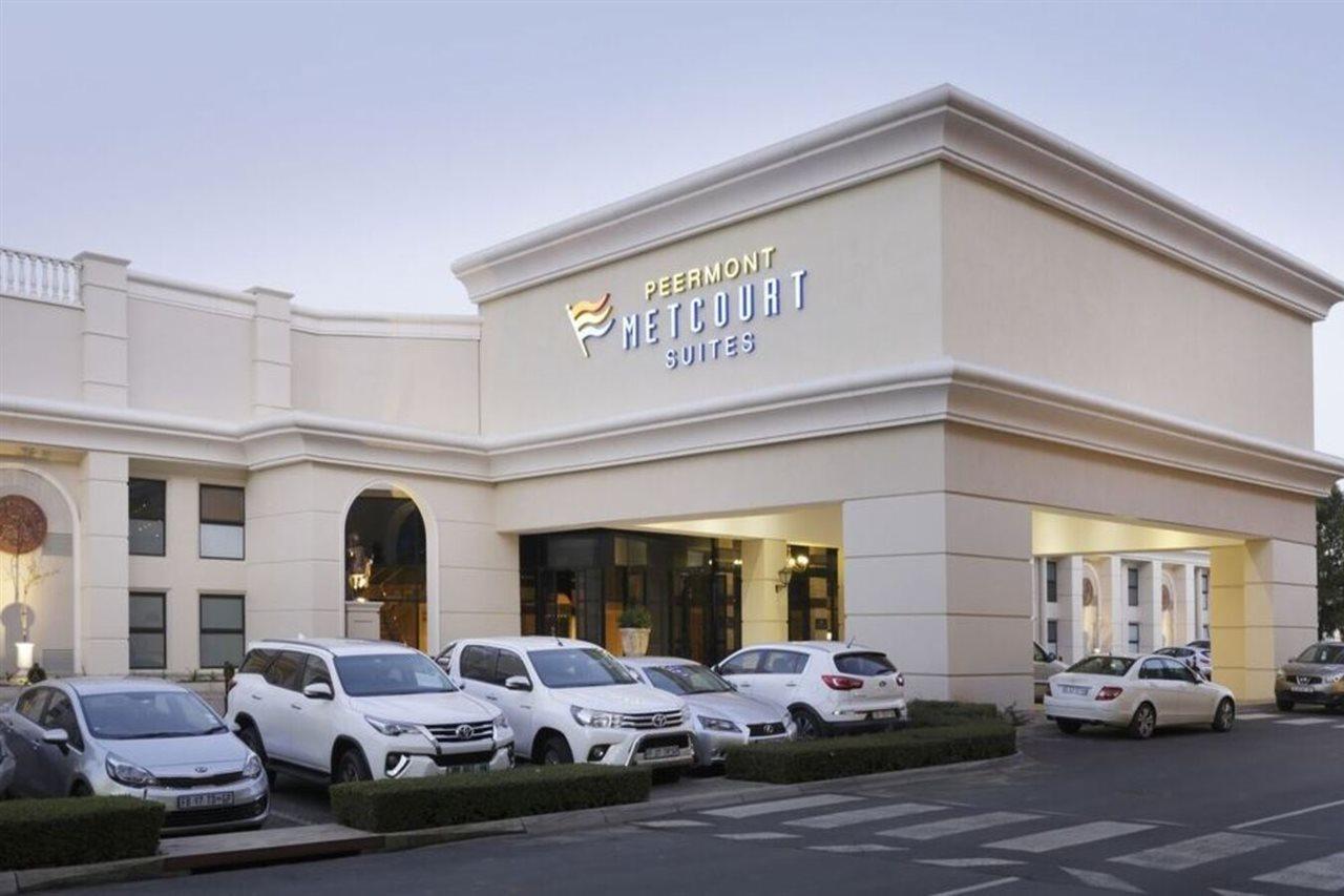 Metcourt At Emperors Palace Kempton Park Exterior photo