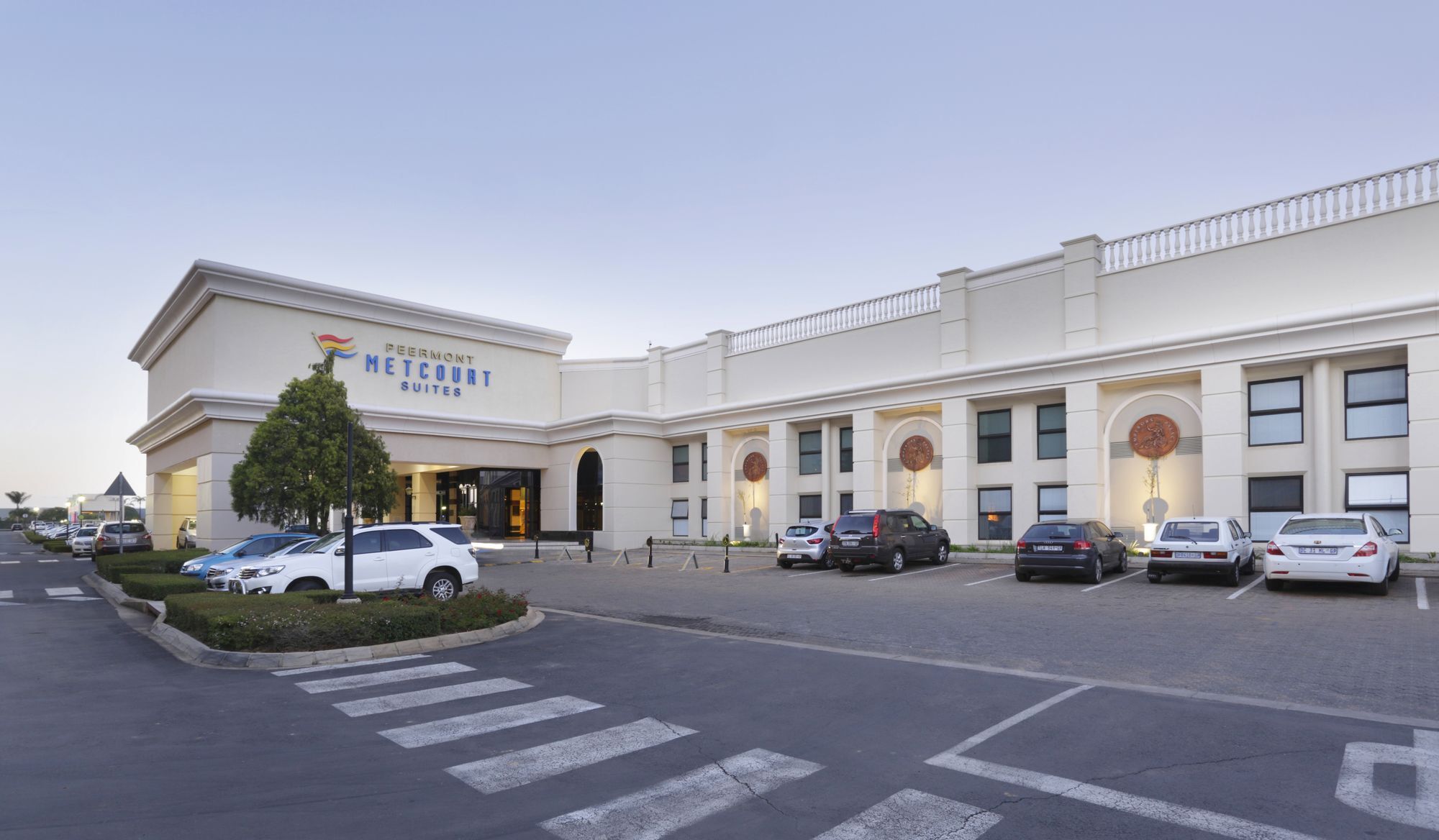 Metcourt At Emperors Palace Kempton Park Exterior photo